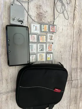 Nintendo 902370519129 Used 3ds Console Gray With 12 Games And Charger Old Case No Sd Card