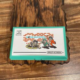 Nintendo Bd-62 1987 Game And Watch Bomb Sweeper Handheld Multi Screen Video