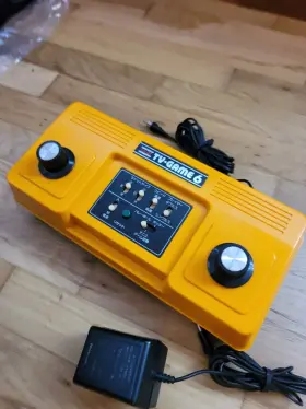 Ctg-6v Nintendo Color Video Game 6 Retro Console Orange Used Tested
