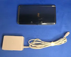 Ctr-101 Nintendo 3ds Console With Charger -cosmo Black - Read Description For More Info
