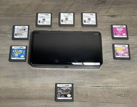 Nintendo Ctr-s-usz-c1 3ds Handheld Console Cosmo Black Ctr-001 With Charger Games 2gb Sd Card