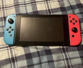 Nintendo Hac-100 Switch Stand Included Right Connector Is Broken But Works