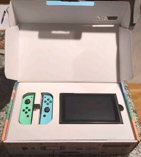 Nintendo Had-s-ke-uxa-v0 Switch - Game Console Dodo Airlines Spec. Ed. Blue And Green In Box