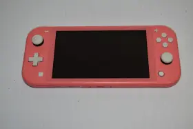 Hdh-101 Nintendo Switch Lite 32 Gb Handheld Console Coral Pink With Mario And Rabbids Qeg38