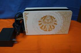 Nintendo Heg-007 Switch Oled Legend Of Zelda Tears The Kingdom Dock Bundle
