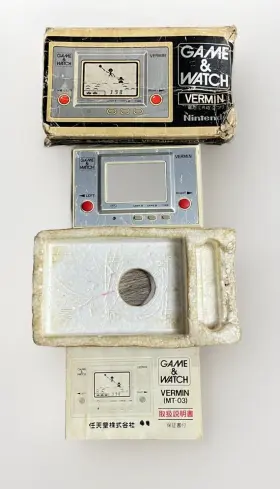 Mt-03 Nintendo Game And Watch Vermin Wide Screen 1980 With Box - Tested See Pics