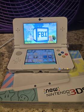 Nintendo N3ds With Original Box