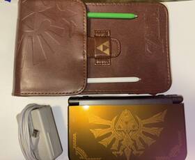 Nintendo N3dsxl Near Mint Condition Hyrule Edition 3dsxl With Case Accessories