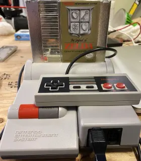 Nes-01 Nintendo Rare Stand Up Original Nes System With Vertical Game Loading And Controller