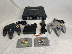 Nintendo Ns160063007 64 Console Bundle 2 Games Controllers Cleaned Tested Works