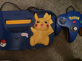 Nintendo Nus-101 Jpn 64 Pokemon Pikachu Ver. Console