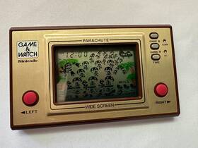 Nintendo Pr-21 Parachute Game And Watch In Excellent Condition Tested