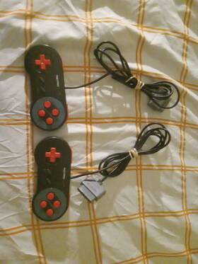 Nintendo Rbrd0318 Pair Of Retro Duo Console Super Snes Black And Red Wired Controllers