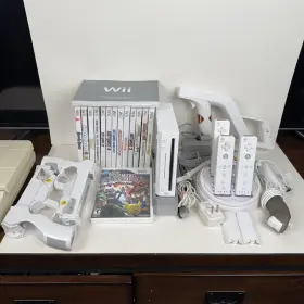 Rvl-001 Nintendo Rvl-001/usaj Wii Bundle Lot 14 Games Controllers And Accessories. Tested Works
