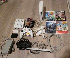 Nintendo Rvl001usa-console Wii Console Bundle With 4 Games And 6 Controllers - Rvl-001