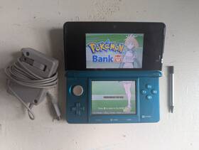Nintendo Spr-001 Jpn Pokemon Bank 3ds Blue Console - Working With Charger And Stylus Handheld
