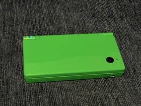 Nintendo Twlsm8t1 Dsi - Green Handheld System