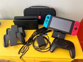 Nintendo Xaw40011119001 Lightly Used Switch Handheld Console Bundle - Neon Red/neon Blue