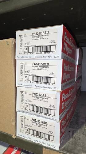 Pass & Seymour Ps5362-red Box Of 10 - And Red Heavy Duty Receptacles