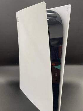 Playstation B0bcntw8gh 5 Non-digital Edition No Sign Of Powering On