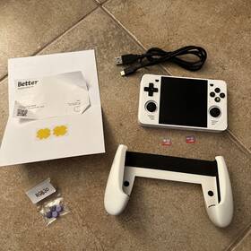 Powkiddy Ddd32154665557 Rgb30 16gb Handheld Console - White With 128gb Sd Card Grip And More