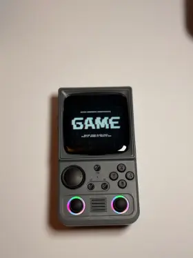 R36tmax Retro Handheld Game Console 4 Inch 700x700 Ips 18000 Games Wifi Otg 64gb