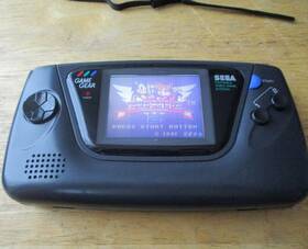 Sega 020194184 Game Gear Handheld Console-powers On-for Parts Or Repair Only- Read Desc