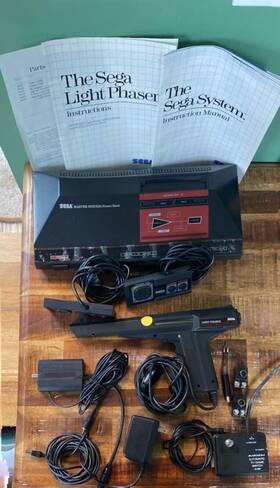 Sega 073000043704 Master System Complete Manuals Power Supply Light Phaser Rf Controllers
