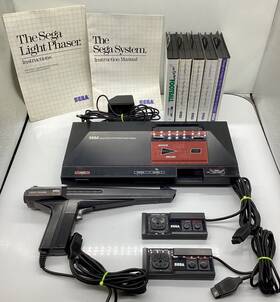 Sega 3010-a Master System Console 3010 Bundle With Controllers And Games - Read