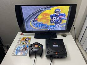Sega 600586007921 Dreamcast Sports Edition System Black Console With Memory Card /ctllr / Games