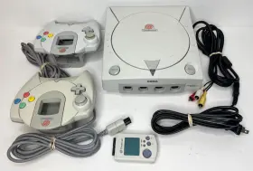 Hkt-2030 Sega Lot Dreamcast Console Vmu Controllers As-is Works Sometimes Read