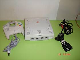 Sega Hnn638 Dreamcast Console Model Hkt-3020 Video Game Systems Very Good