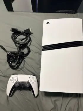 1000050805 Sony Playstation 5 Pro 2tb Video Game Console - White With Disc Drive