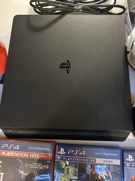 Sony Mc870550148 Playstation 4 Slim Cuh-2015a Black 500gb With 2 Controllers Games And Vr Set