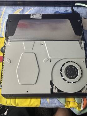 Sony Md624798048 Playstation 4 Broken For Parts Or Repair