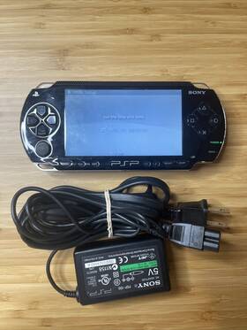 Sony Pp206709981 Playstation Portable Psp-1001 Handheld Gaming Console Ac Adapter