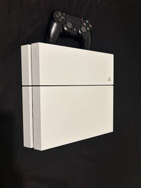 Sony Ps719814610 Ps4 White Very Rare Color Works Great Comes With Power Cord And Controller Used