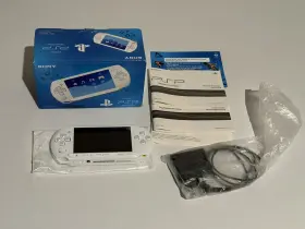 Psp-e1000 Sony Psp Street Playstation Portable White Cib - Us Seller