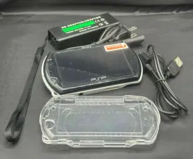 Psp-n1004 Sony Psp Go Black - Includes Accessories 25 Games Mods