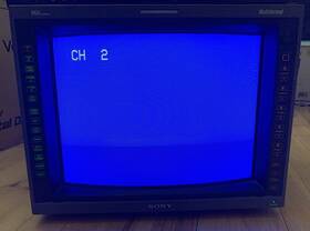 Sony Pvm-14l5 Trinitron Retro Gaming Crt Monitor Very Low Hours Original Owner