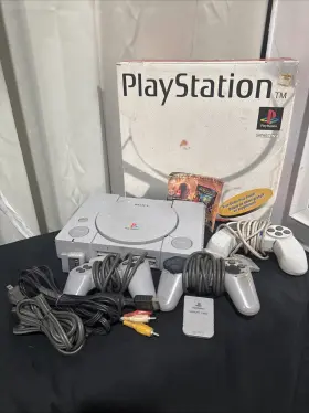 Scph-5501 Sony Scph-5501/94005 Ps1 Playstation One Console With Box 2 Controllers Tested
