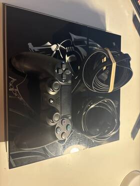 Sony Wars-ps4 Limited Edition Star Console With Controller And Cables