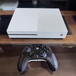 Microsoft Xbox One Console 1TB With Wired Controller + All Cables! Used. Price: $125.00.