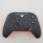 Pdp Gaming 049-012-1 Wired Controller For Xbox One/series & Pc Used. Price: $17.99.