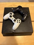 Sony Playstation 4 500 Gb Home Console Bundle With 1 Game Used. Price: $135.00.