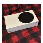 Microsoft Xbox Series Console With White Wireless Controller Used. Price: $220.00.