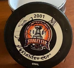 2001 Stanley Cup Game Puck Nhl Hockey Penguins #3 Jennings Auto Inglasco W/case New. Price: $59.99.