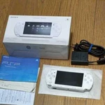 "playstation Portable" Ceramic White (psp - 2000CW) Sony Set Used. Price: $119.00.