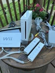Nintendo Wii Console Bundle RVL-001 Gamecube Compatible 2 Controllers Oem Used. Price: $75.00.